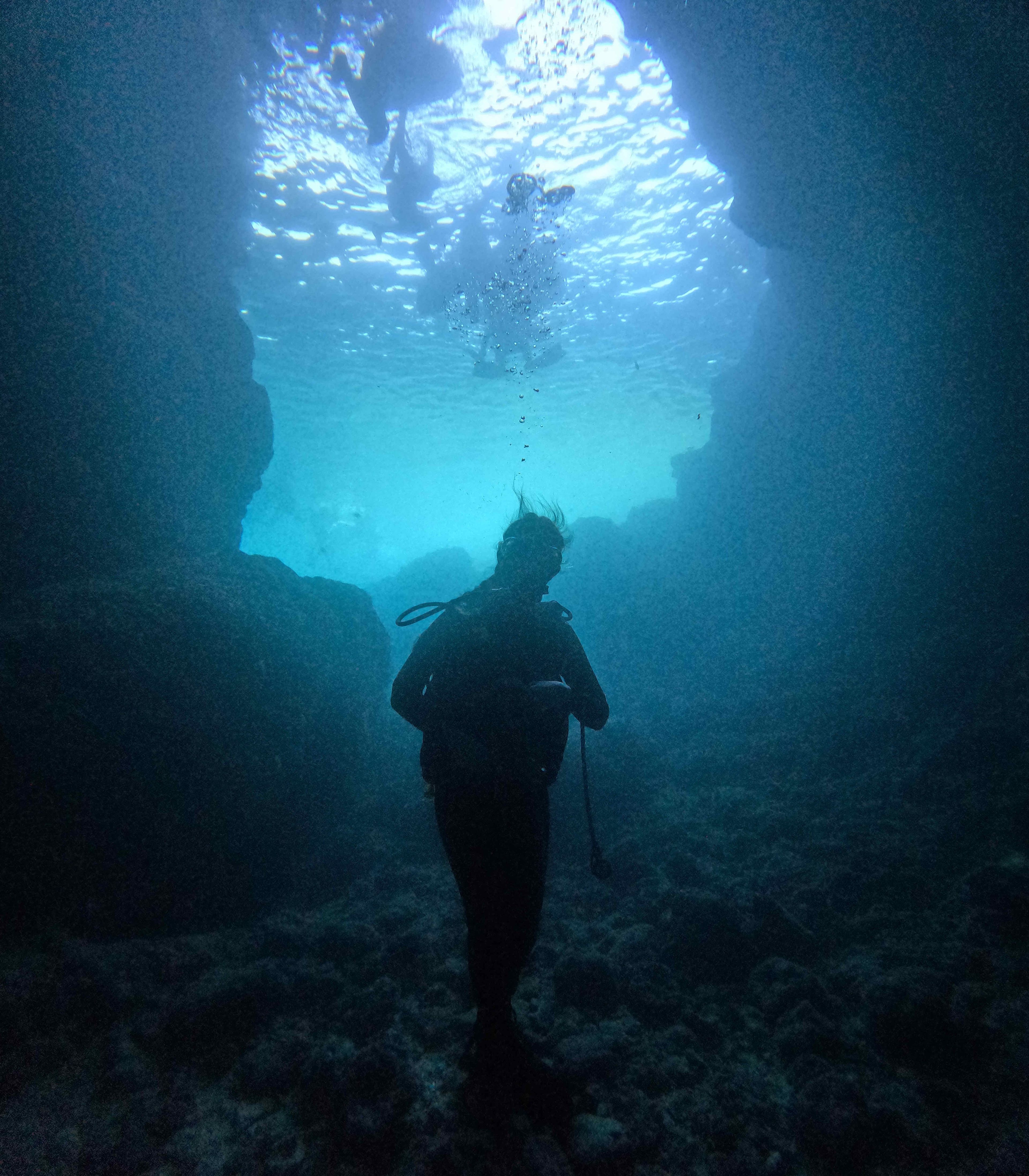Scuba diving at 青洞