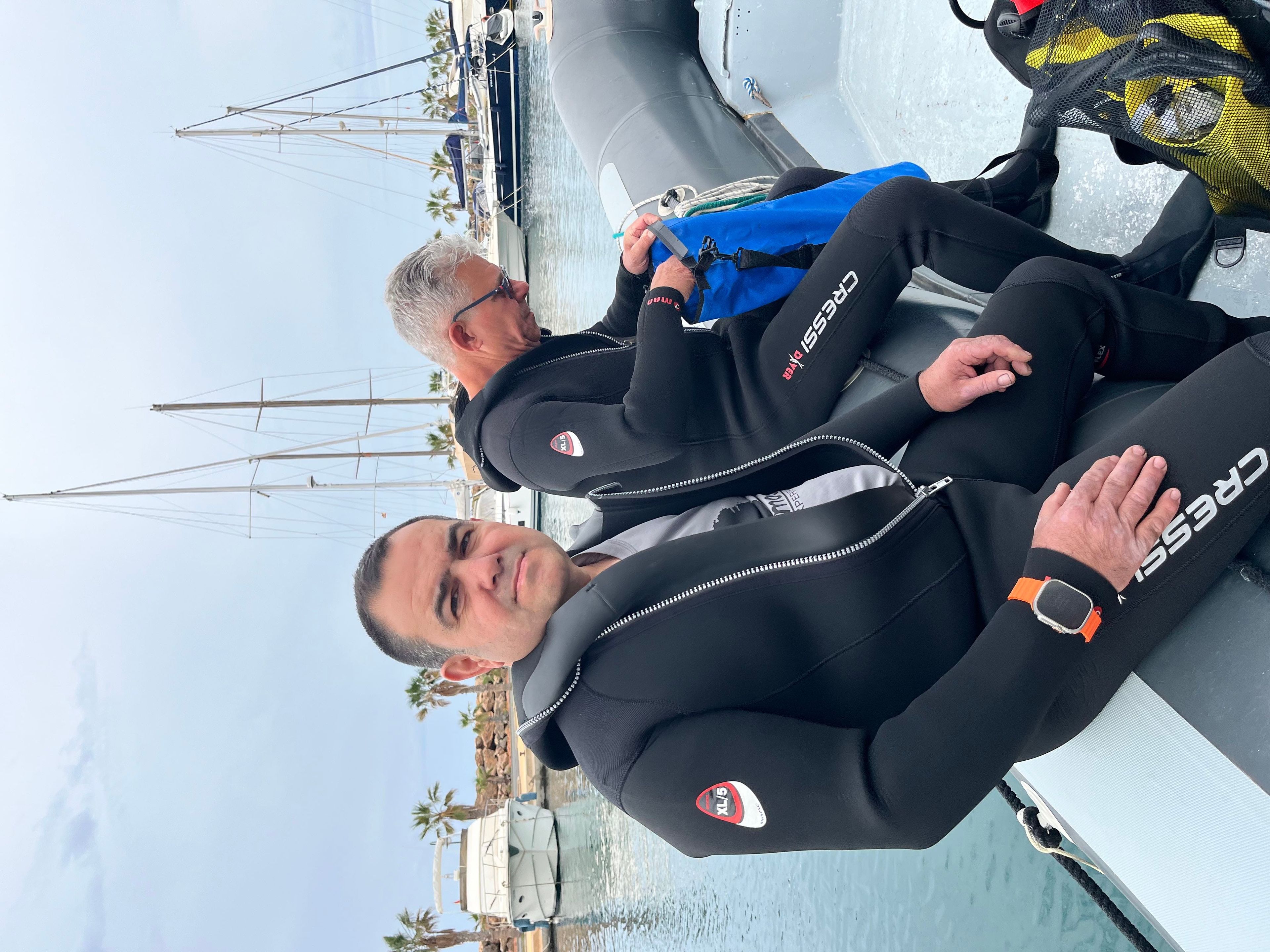 Scuba diving at La Convergencia- Roca Madre