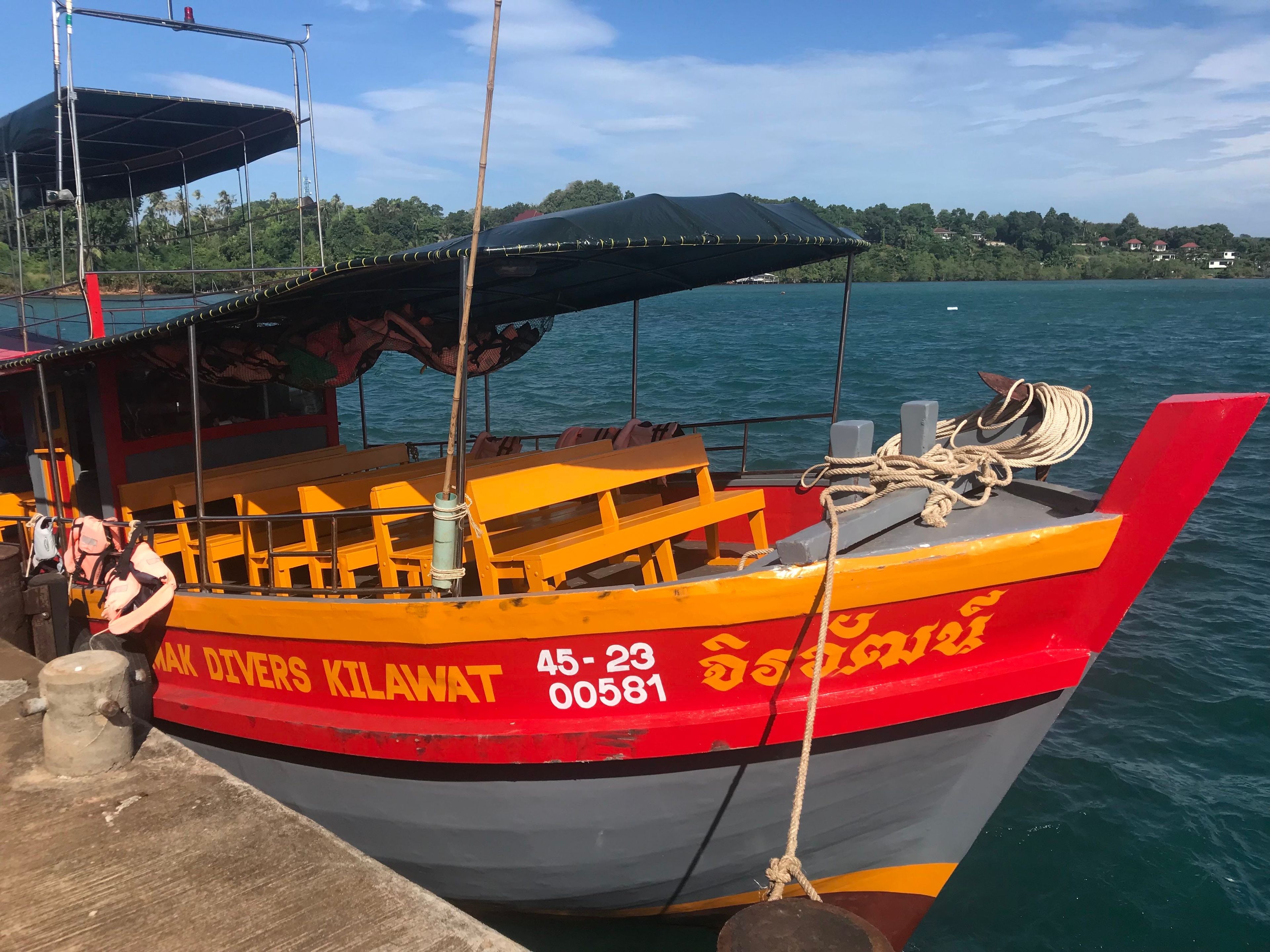 Scuba diving at koh laun - Koh rang national park
